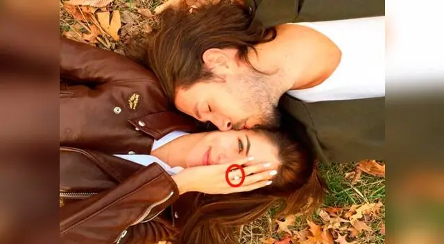 Stephanie Cayo y Chad Campbell.