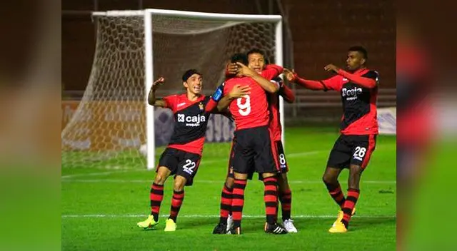 Melgar debe reforzar equipo y trazarse metas altas en la Copa Libertadores. Melgar debe reforzar equipo y trazarse metas altas en la Copa Libertadores.
