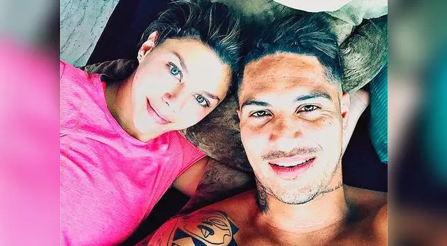 Parejita se fue a discoteca a celebrar cumpleaños. Parejita se fue a discoteca a celebrar cumpleaños.