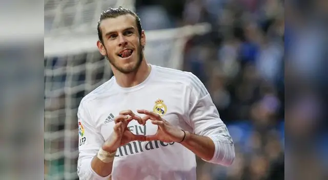 Bale celebra con un corazón uno de sus cuatro tantos en la portería del Rayo Vallecano. Bale celebra con un corazón uno de sus cuatro tantos en la portería del Rayo Vallecano.