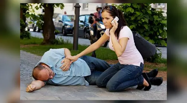 Atento (a) ante los casos de desmayos y convulsiones.