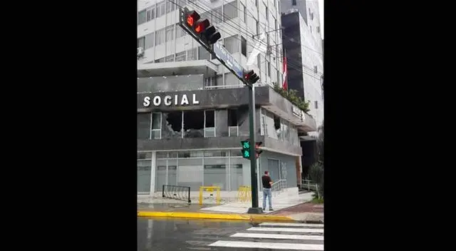 Incendio en el Midis.