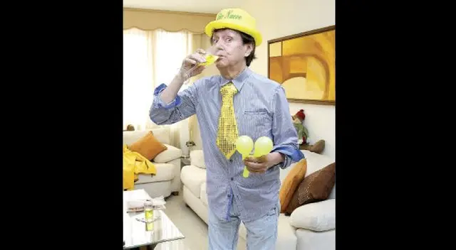 Peter brinda para tener un buen año.