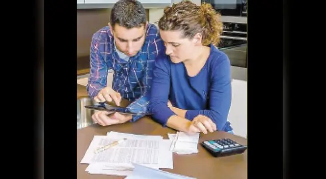 Si no te alcanza el dinero a fin de mes, es momento de revisar el presupuesto. Si no te alcanza el dinero a fin de mes, es momento de revisar el presupuesto.