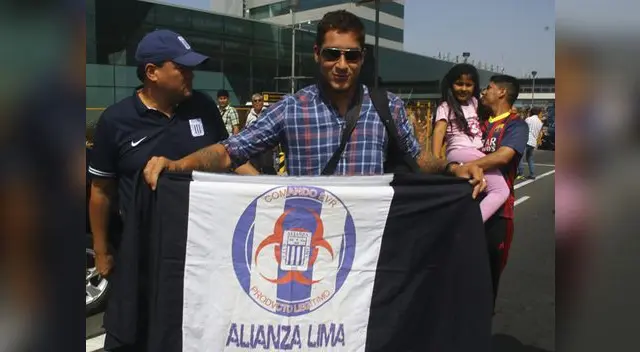 El colo jugará por segunda vez con la blanquiazul.