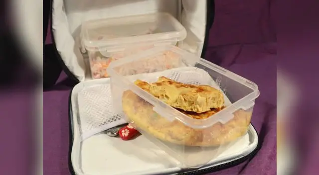 Para conseguir una comida totalmente caliente, revuelve los alimentos e ingreselo de nuevo al microondas.