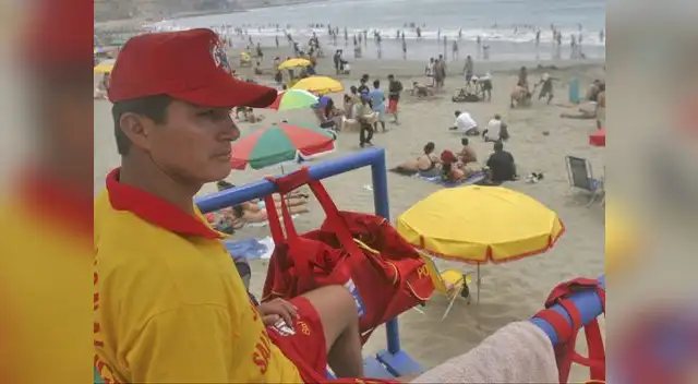 Experto recomienda nadar en forma paralela y nunca mar adentro.