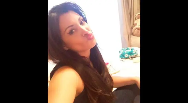 La leona dejó atrás el cabello ondulado. La leona dejó atrás el cabello ondulado.