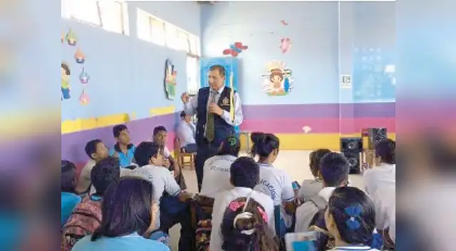 Profesores repartirán clases de civismo y valores. 