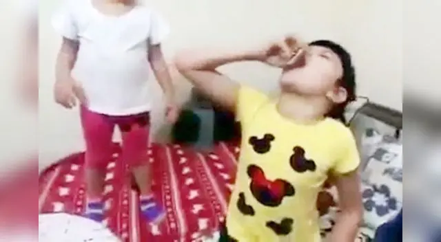 Las menores bebían como si se tratase de un juego. Las menores bebían como si se tratase de un juego.