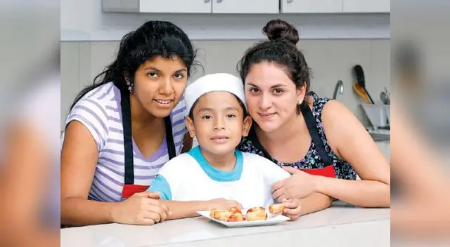 Enrollado de hot dog.