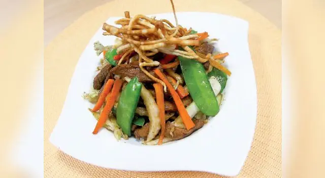 El secreto del chef: Cuando prepares ensalada condimenta solo lo que se consumirá en el momento. El secreto del chef: Cuando prepares ensalada condimenta solo lo que se consumirá en el momento.