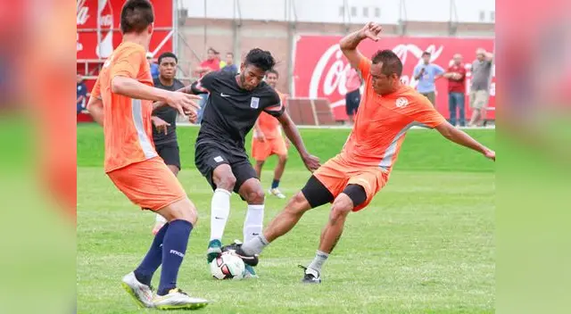 El gol lo hizo el Colo Ibáñez de cabeza. El zaguero le ganó a todos por arriba. El gol lo hizo el Colo Ibáñez de cabeza. El zaguero le ganó a todos por arriba.