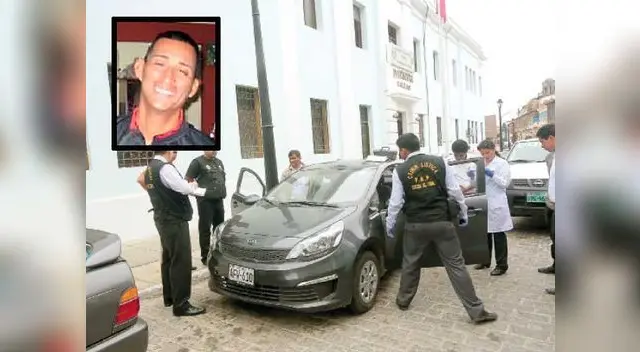 Se acercaron por el lado del chofer y le dispararon sin piedad. Se acercaron por el lado del chofer y le dispararon sin piedad.