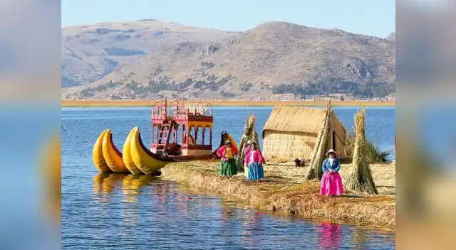 Islas flotantes  de los Uros.