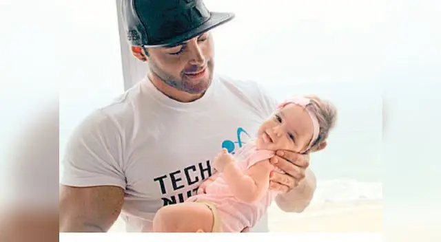 Fue sorprendido con presencia de su engreída. Fue sorprendido con presencia de su engreída.