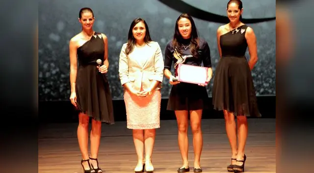 Paula Tamashiro ganador medalla de oro en los Juegos Escolares Sudamericanos. Paula Tamashiro ganador medalla de oro en los Juegos Escolares Sudamericanos.