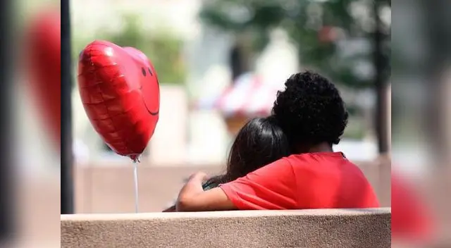 Así los peruanos homenajean al amor.