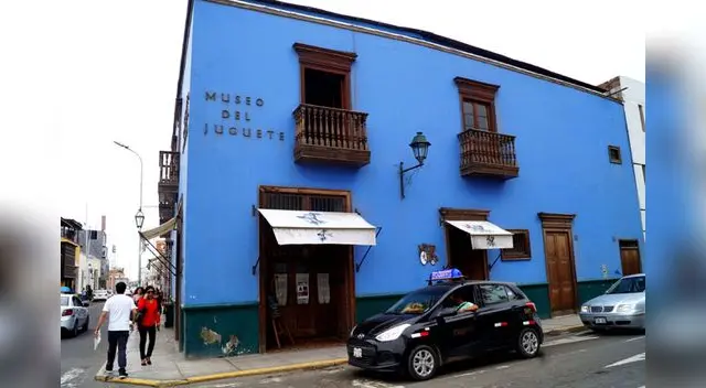 Fachada del Museo de los Juguetes en la ciudad de Trujillo.