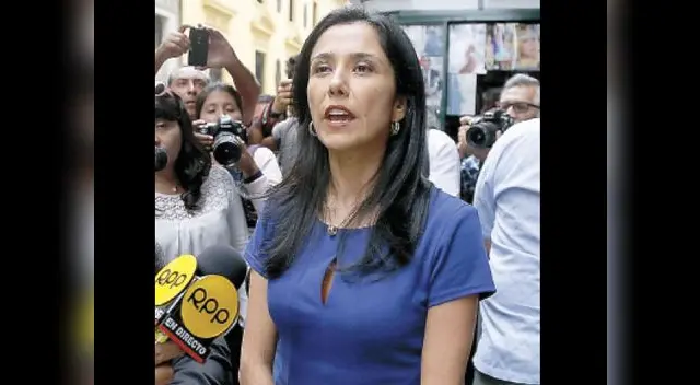 La primera dama pide al Jurado Nacional de Elecciones sean eficaces. La primera dama pide al Jurado Nacional de Elecciones sean eficaces.