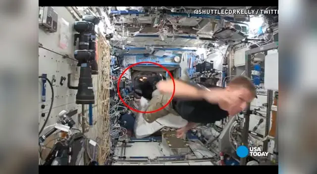 El astronauta llamó a la NASA para pedir ayuda.