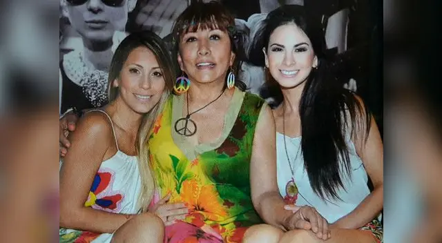 Así celebró su cumpleaños la madre de Renzo Costa.