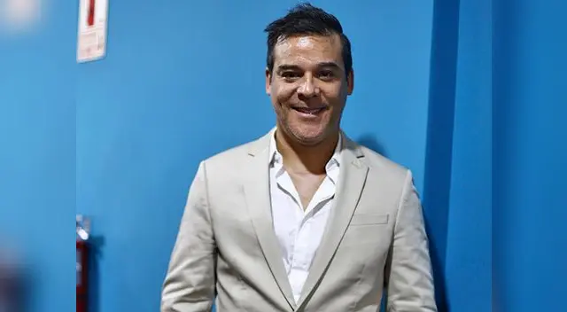 Conducirá premiación. 