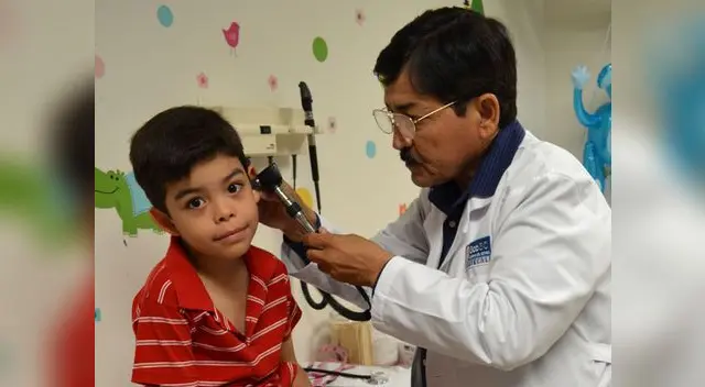 Cuidado con la otitis en los niños.