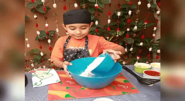 En un bol coloca la harina. En un bol coloca la harina.