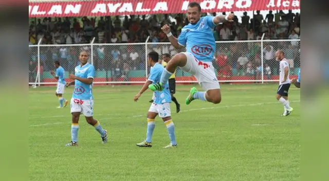 Un salto felino de Borges al marcar su segundo gol personal Un salto felino de Borges al marcar su segundo gol personal