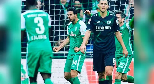 Peruano hace historia con camiseta verde Peruano hace historia con camiseta verde