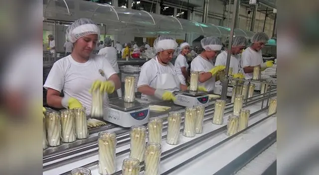 Mujeres hoy celebran su día y en muchas partes les rendirán homenaje por su destacada labor en el país. Mujeres hoy celebran su día y en muchas partes les rendirán homenaje por su destacada labor en el país.