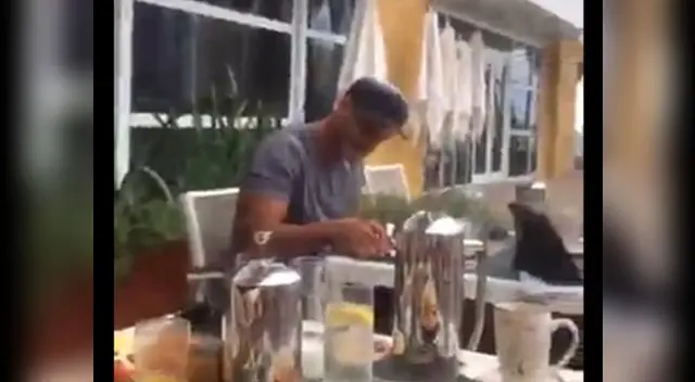 Hace Años en visita a argentina también disfrutó de nuestra gastronomía.