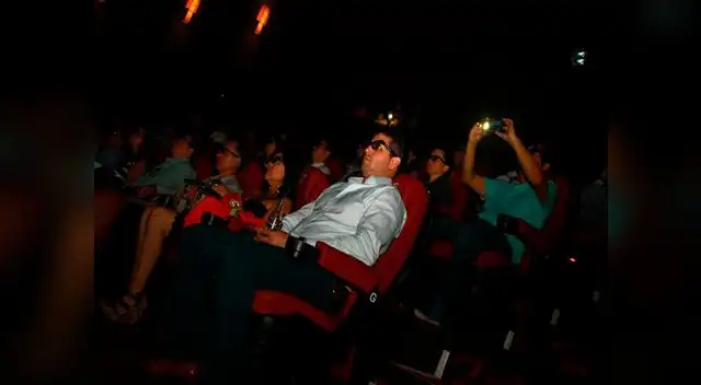 Estas son las butacas donde sentirás la realidad de tus películas. Estas son las butacas donde sentirás la realidad de tus películas.