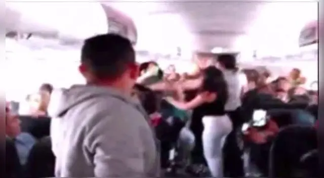 Las mujeres fueron detenidas al tocar tierra. 