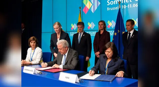 Presidente Humala viajó hasta Bélgica para la firma del convenio Presidente Humala viajó hasta Bélgica para la firma del convenio