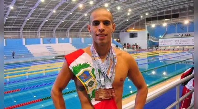 Sigue el drama del gran nadador nacional