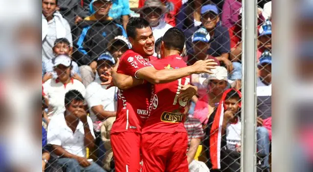 Amarran a sus estrellas.