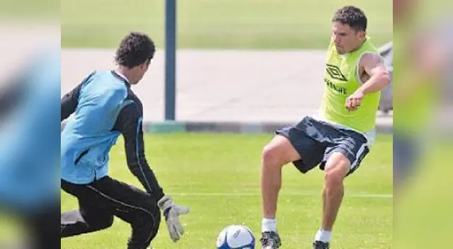 Muente tiene 36 años pero trabaja como un joven de 20