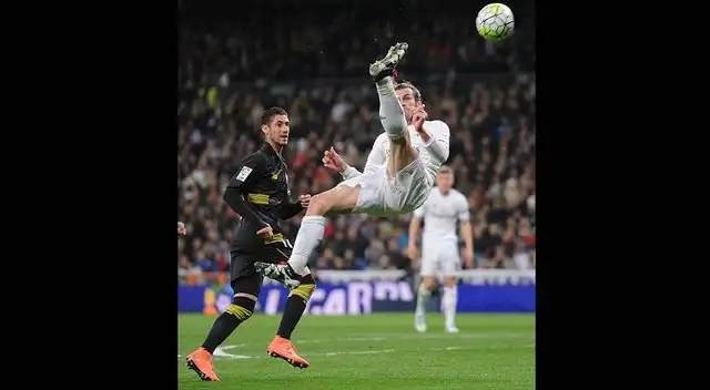 Real Madrid goleó por 4-0 al Sevilla por la Liga BBVA. Real Madrid goleó por 4-0 al Sevilla por la Liga BBVA.