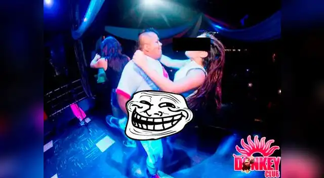 Mayimbú con sus fans. Mayimbú con sus fans.