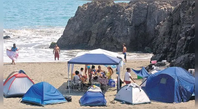 Veraneantes soportarán climas variados.