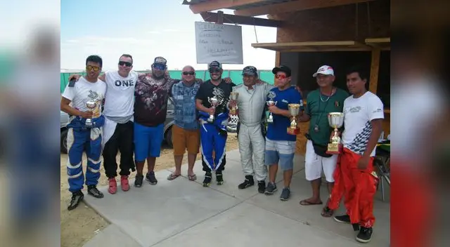 Todos felices en la premiación