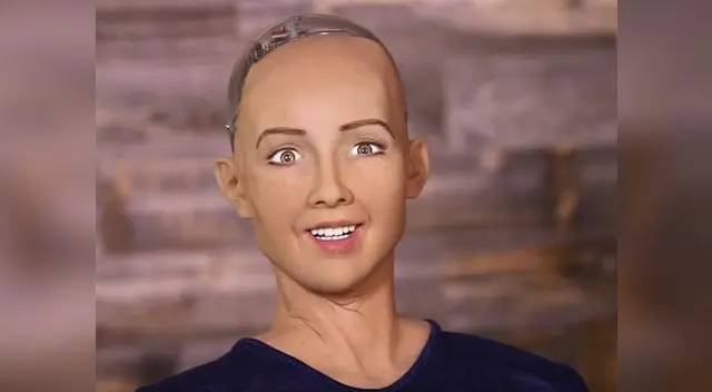 Robot hace singular advertencia que ha llamado la atención de prensa mundial