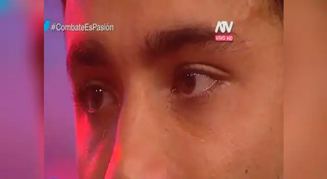 Said Palao lloró tras sorpresa de su amorcito Said Palao lloró tras sorpresa de su amorcito