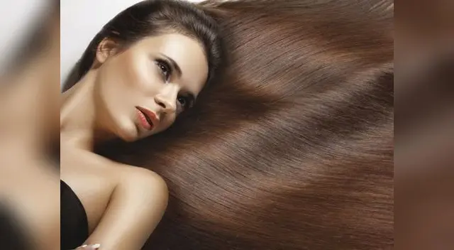 Los rayos solares y el cloro de las piscinas terminan dañando tu cabello.