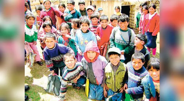 Cada 10 de abril se celebra el Día del Niño Peruano. Cada 10 de abril se celebra el Día del Niño Peruano.