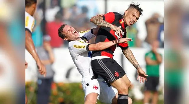 En 24 horas disputó dos partidos, uno con la selección y otro con el FLA. En 24 horas disputó dos partidos, uno con la selección y otro con el FLA.