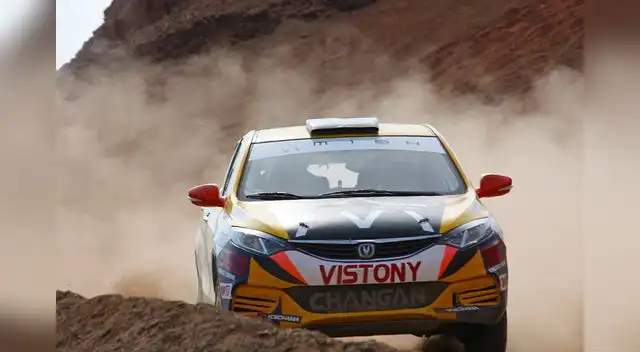 El auto de Hart está en perfectas condiciones El auto de Hart está en perfectas condiciones