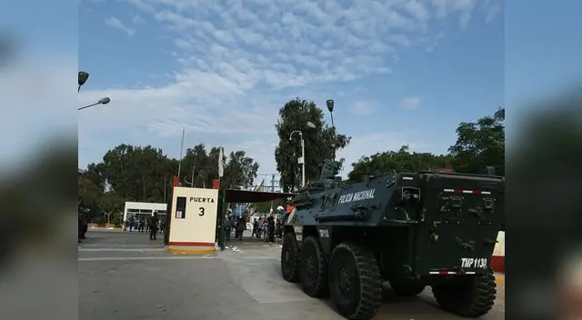 Policía tomó control de campus Policía tomó control de campus